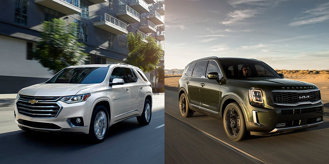 Comparatif entre le Kia Telluride 2022(droite) et le Chevrolet Traverse 2021(gauche)