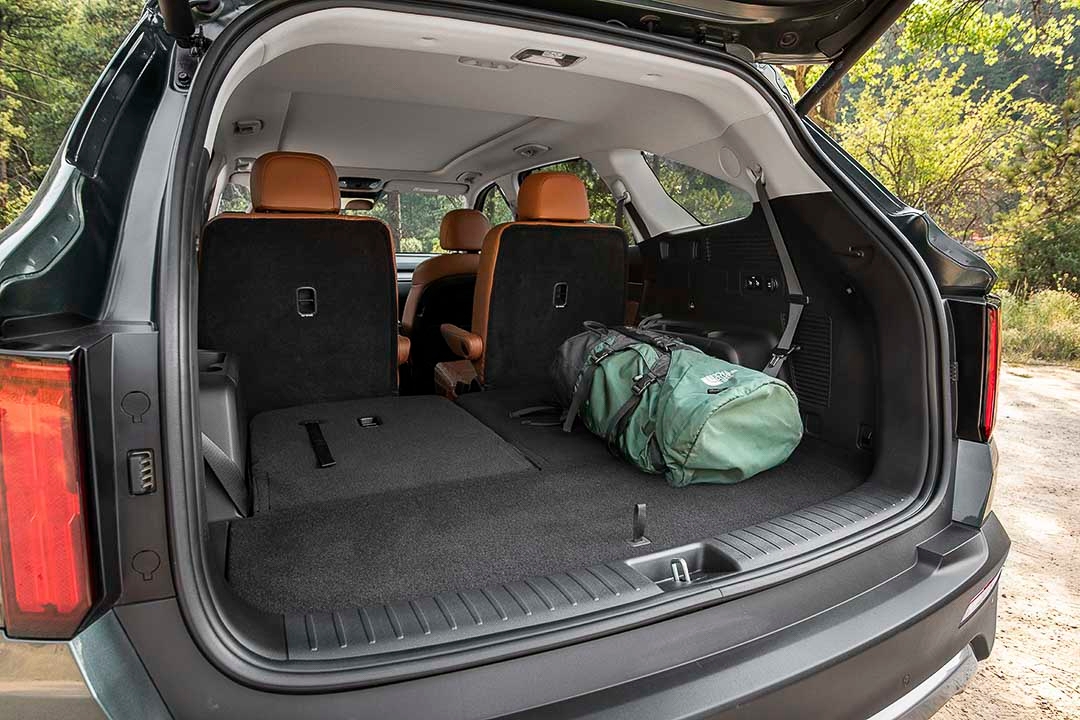 Vue de l'espace de rangement disponible à bord du Kia Sorento 2021