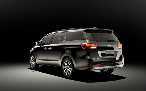 Kia Sedona 2016 : une minifourgonnette qui en offre beaucoup